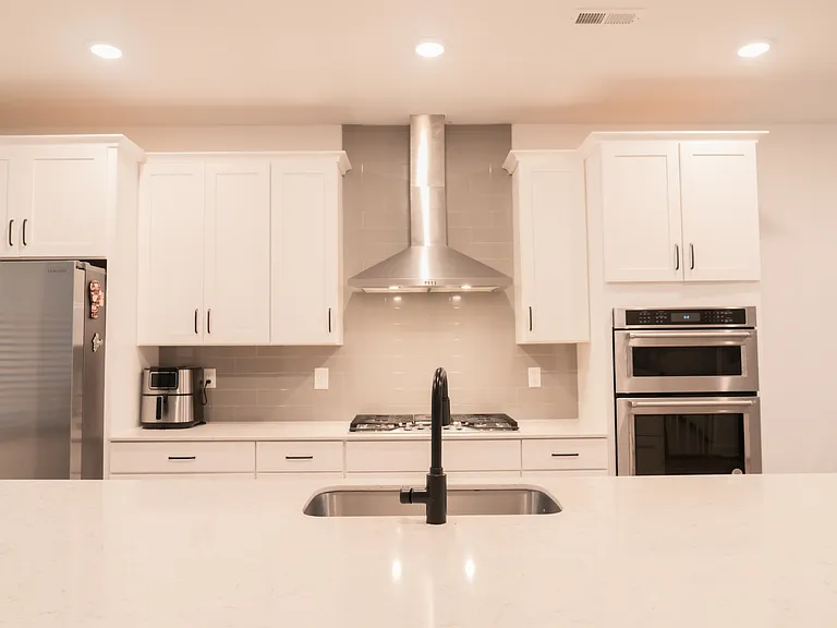 604 Amaranth Dr — Photo 15