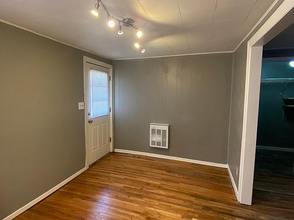 2nd image of 1527 S Gary Ave APT B