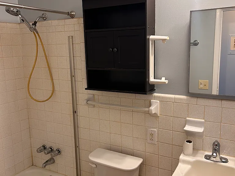 88 Price St — Photo 3