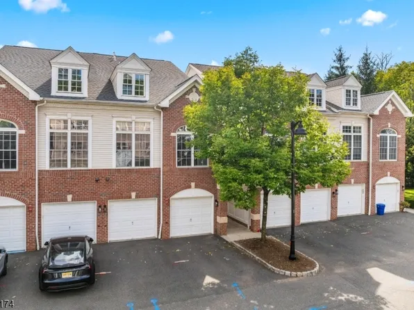 408 Donato Cir, Scotch Plains Twp., NJ 07076