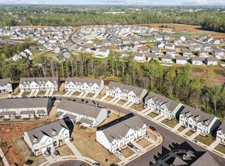 212 Peach Orchard Ct, Mebane, NC 27302