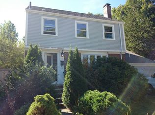 2 Vfw Pkwy, West Roxbury, MA 02132