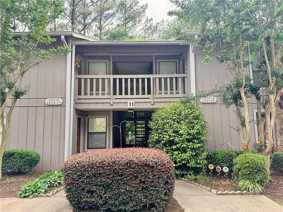 1st image of 4005 Woodridge Way