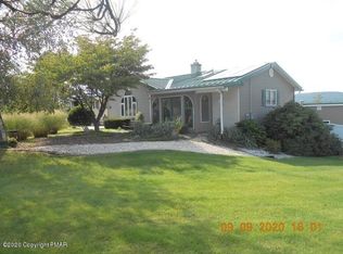 252 Maple Ave, Lehighton, PA 18235