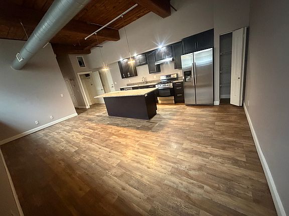 3rd image of 535 Roosevelt Ave APT 112