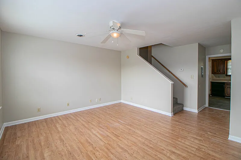 Golfview Place — Photo 2