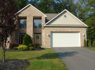 10B Pinetree Dr, Gouldsboro, PA 18424