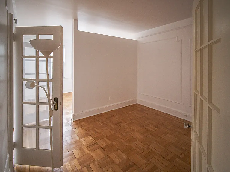 218 Broad Ave #3G — Photo 5