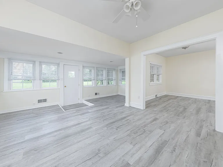 57 Jackson Rd — Photo 7