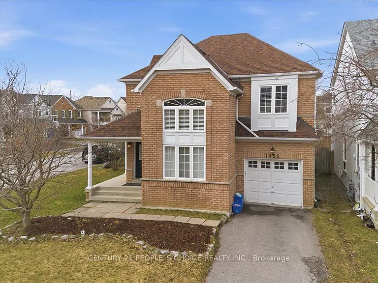 1456 Lyncroft Cres — Photo 2