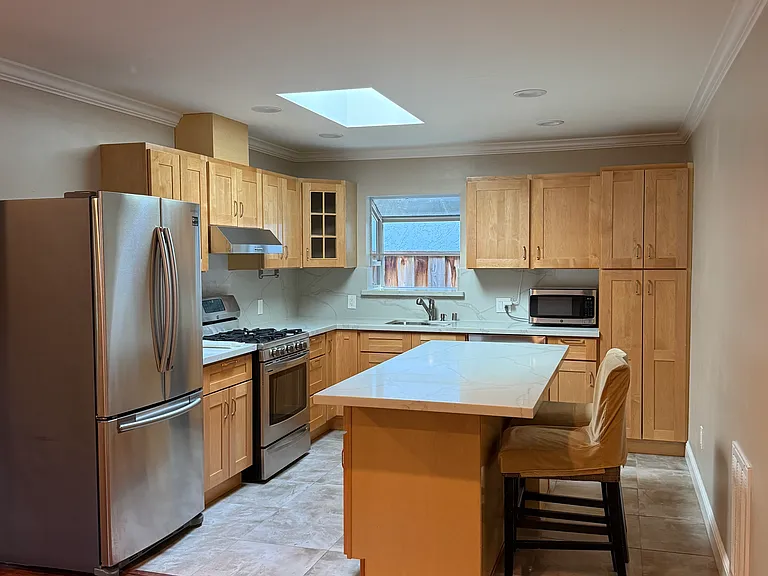 1712 Whipple Ave #A — Photo 4