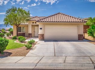 916 Goshawk Xing, Mesquite, NV 89027