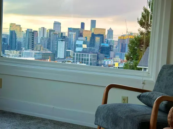 402 Highland Dr Unit A, Seattle, WA 98109