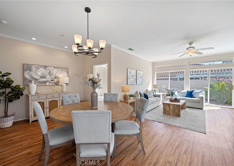 1st image of 21464 San Bernardo