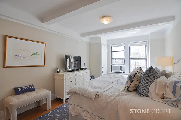 Rented by Stonecrest Realty | media 3