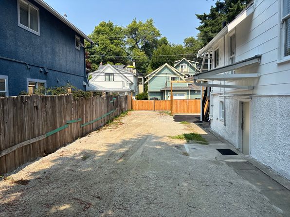4 bedroom rental in Vancouver — photo 52