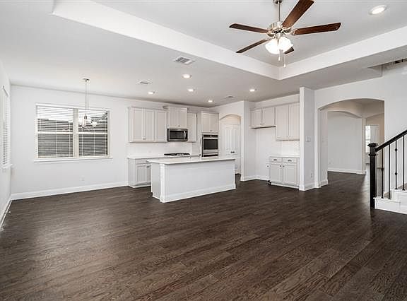 4th image of 138 Ginger Ln