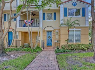 2850 S Oasis Drive, Boynton Beach, FL 33426