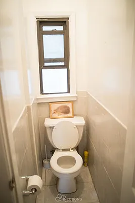 Rented by City Connections Realty | media 16