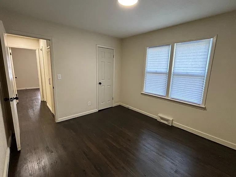 1531 E Crowley St #1531 — Photo 9