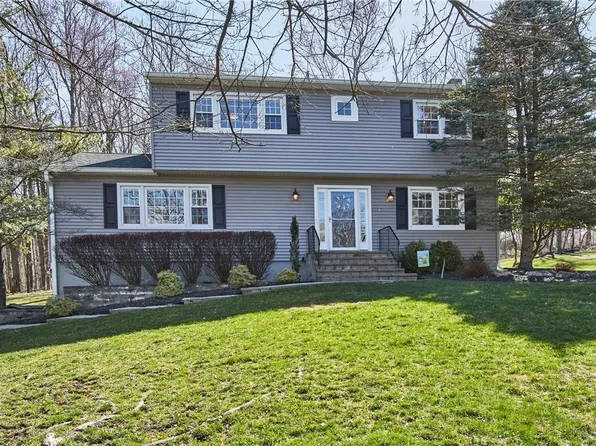 20 McGarrah Road, Monroe, NY 10950