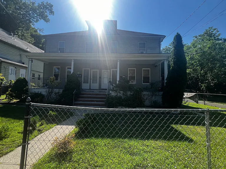 19-21 Mattlage Pl — Photo 27