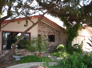 1013 Manor Dr, Ripon, CA 95366