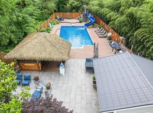 11 Ash St, Bridgewater Twp., NJ 08807