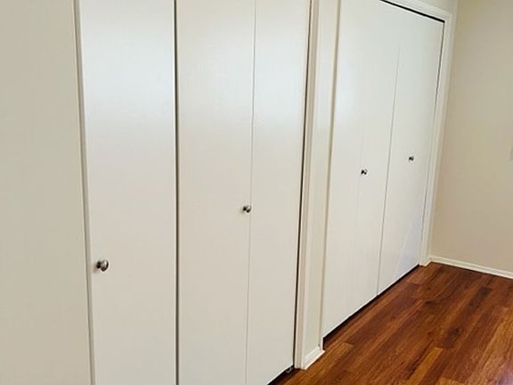 5th image of 630 E Tujunga Ave #30B