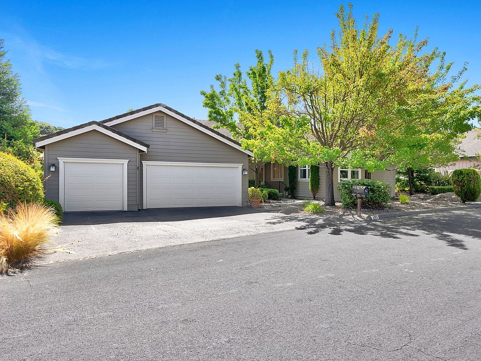 1st image of 205 Saddle Wood Dr