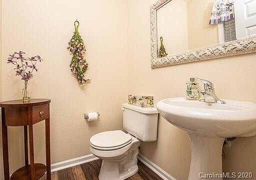 5th image of 3140 Ocalle Ln