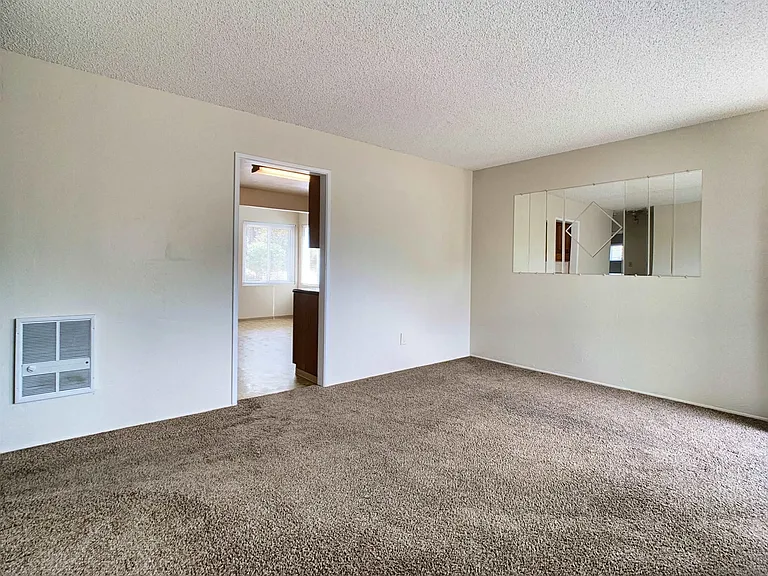 6190 Dixie Dr — Photo 12