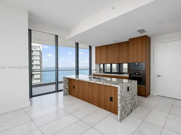 175 SE 25th Rd #1204, Miami, FL 33129