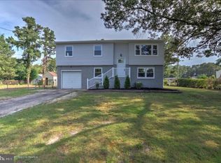 230 Pt Pleasant Ave, Bayville, NJ 08721