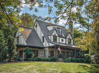 3801 Harding Pl, Nashville, TN 37215