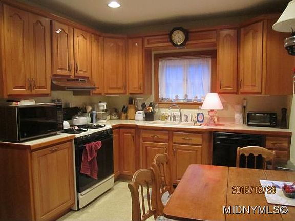 2nd image of 50 Highland Ave