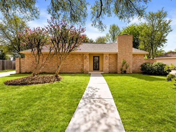 11804 Westmere Dr, Houston, TX 77077