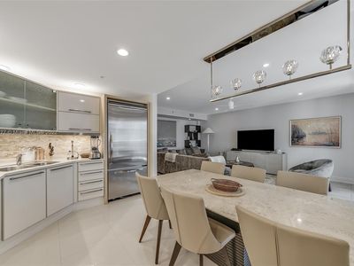 155 Ocean Ave APT 404, Palm Beach Shores, FL, 33404
