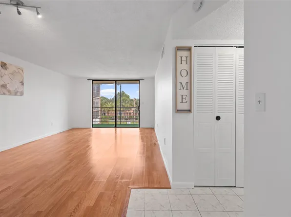 1830 SW 81st. Avenue #4317, North Lauderdale, FL 33068