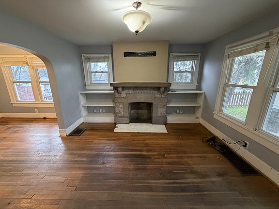 4th image of 1815 Eastside Ave