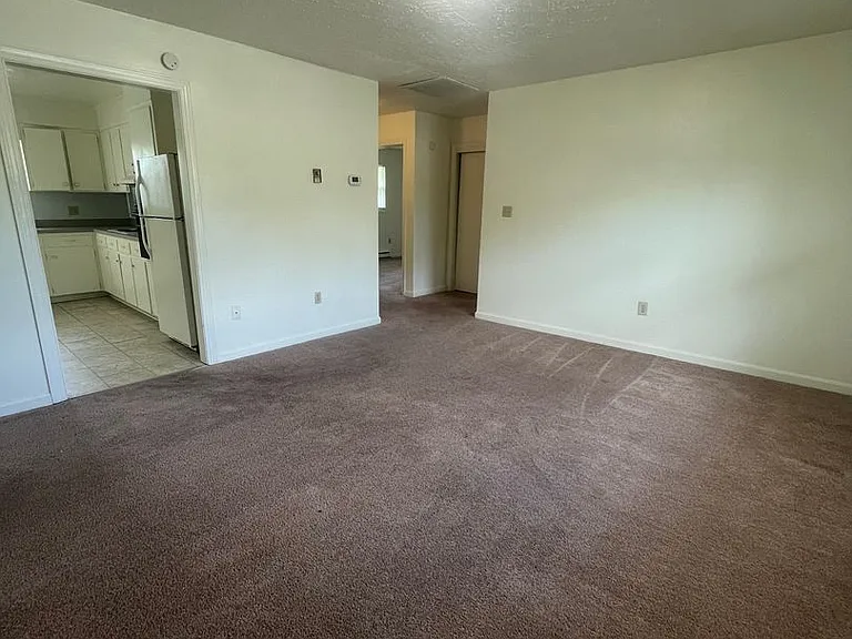 207 Broce Dr — Photo 7