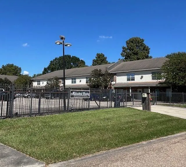 828 Meadow Bend Dr #C — Photo 27
