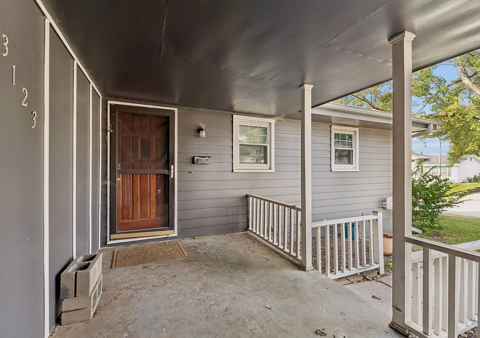Beautifully Updated 4-Bedroom Home + Bonus 5th Room in Southwest Omaha! — Photo 4