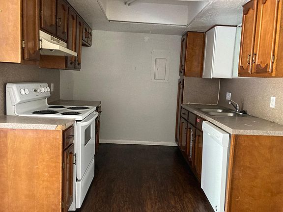 4th image of 3713 Thornberry Ct #3713