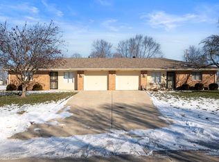 1902 Alhambra Dr, Anderson, IN 46013