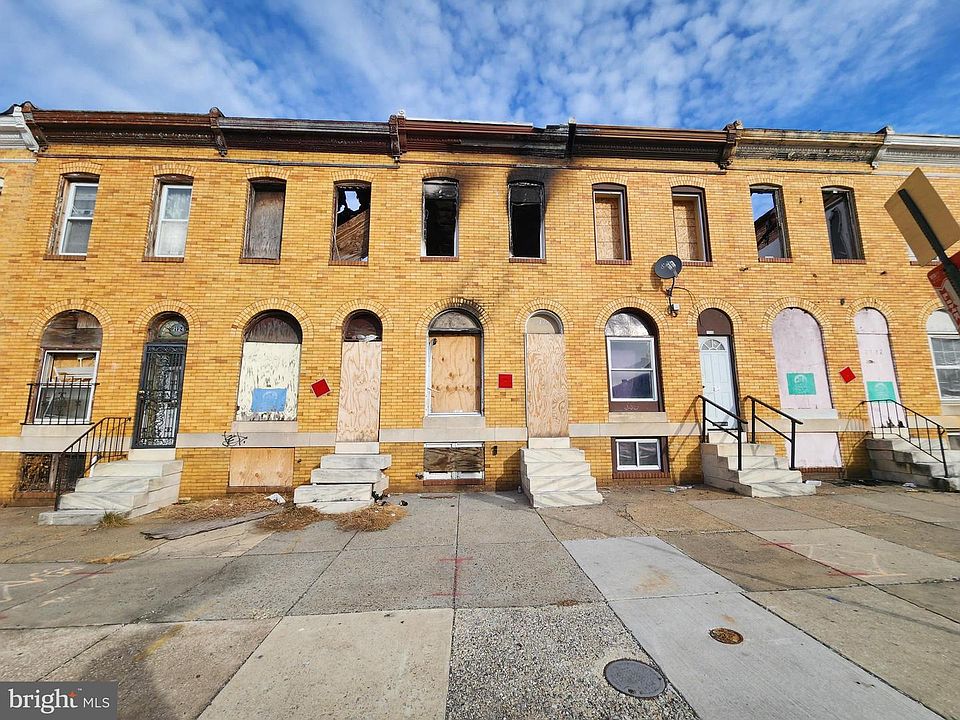 2nd image of 2128 E North Ave