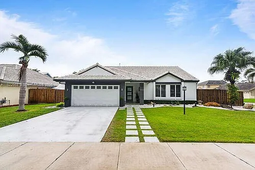 9430 SW 212th Ter Photo 1 9430 SW 212th Ter Photo 1