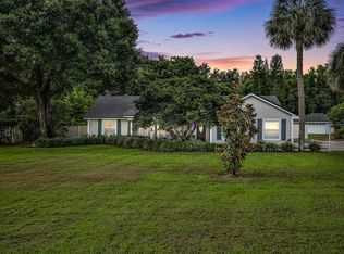 2420 E Crooked Lake Club Blvd, Eustis, FL 32726