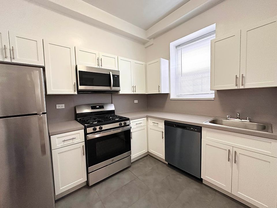 1st image of 17810 Wexford Ter APT 1Q