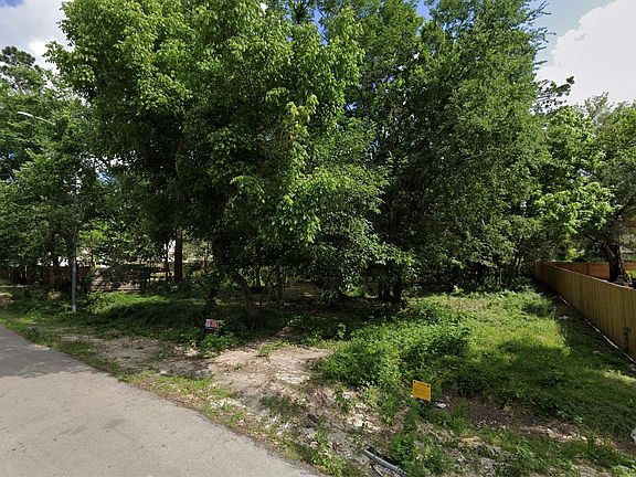 2nd image of 8246 Madera Rd